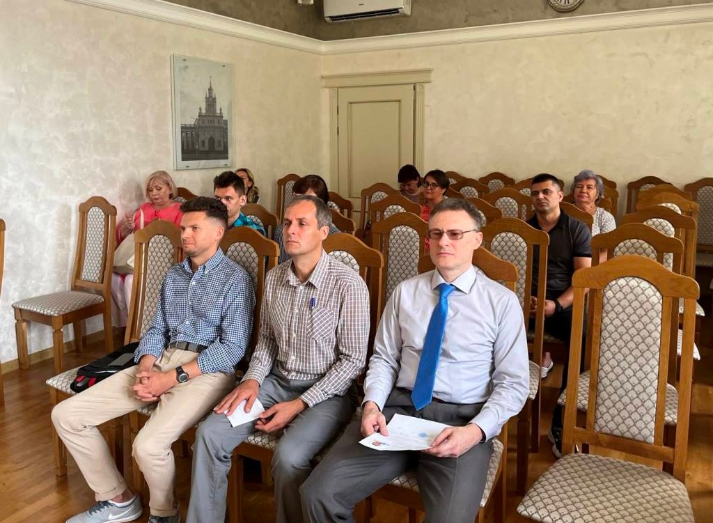 В Бресте 7 иностранцев приняли присягу для получения белорусского гражданства. Откуда они?