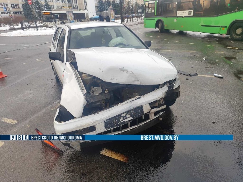 Подробности ДТП в Бресте на бульваре Космонавтов