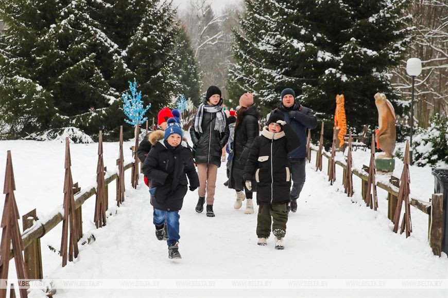 В поместье Деда Мороза в Национальном парке «Беловежская пуща» стартовал зимний туристический сезон
