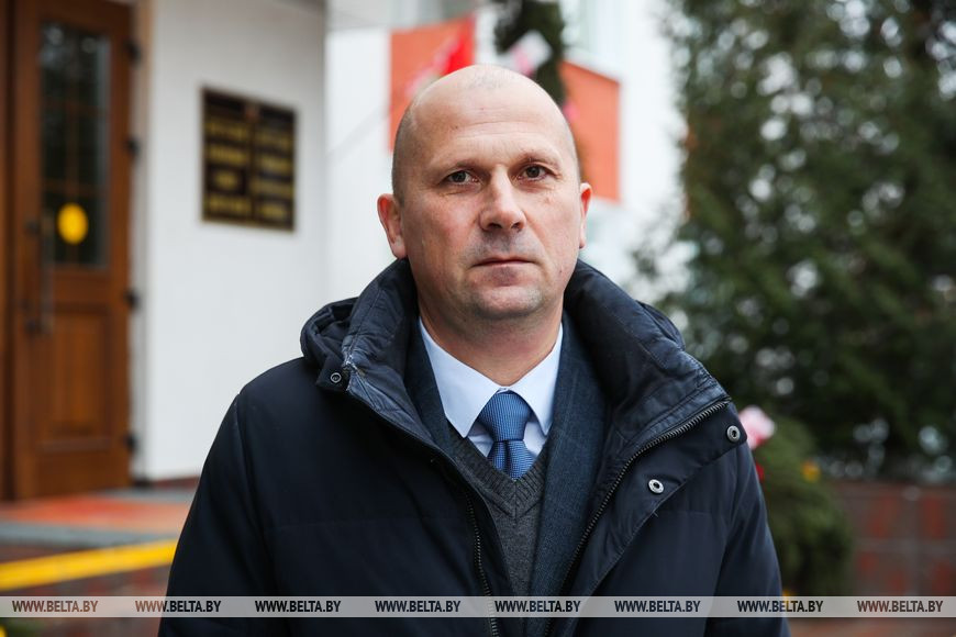 Очередь из фур на подъезде к «Козловичам» растянулась более чем на 30 км