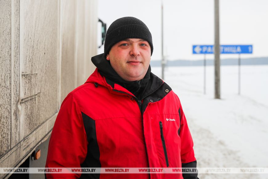 Очередь из фур на подъезде к «Козловичам» растянулась более чем на 30 км