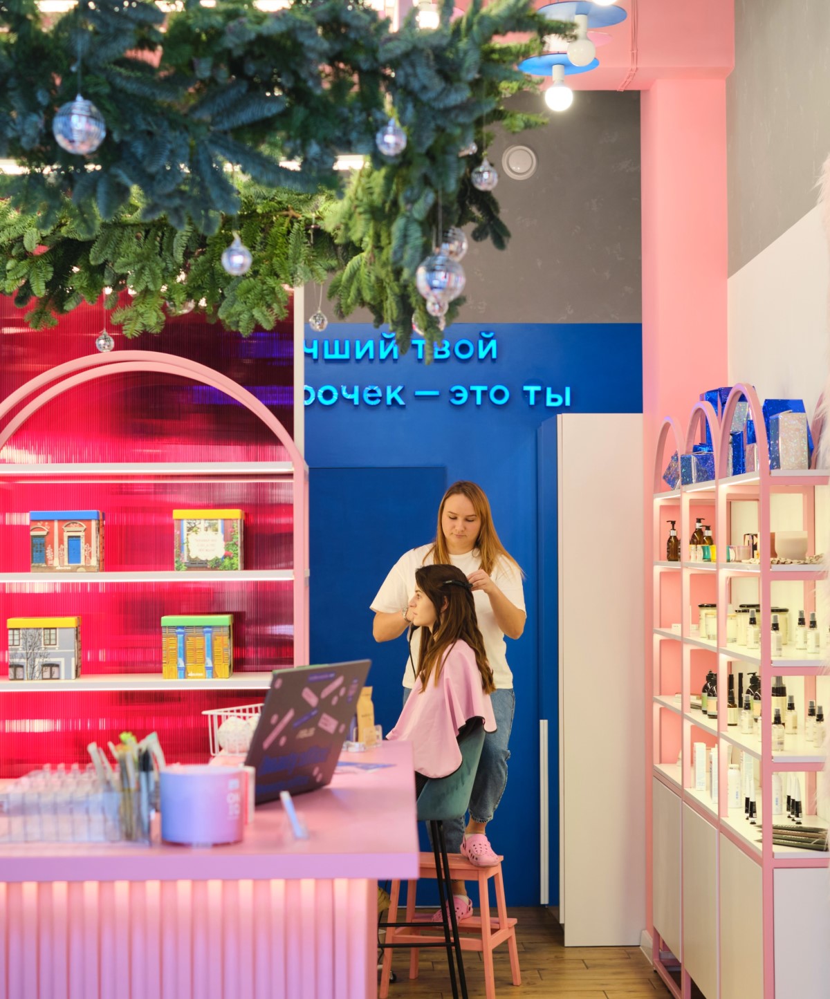 Побывали в Офисе, где не работают, а отдыхают! Узнай, за что все любят {beauty:office} в Бресте и лови sale-промокод на бьюти-задачи