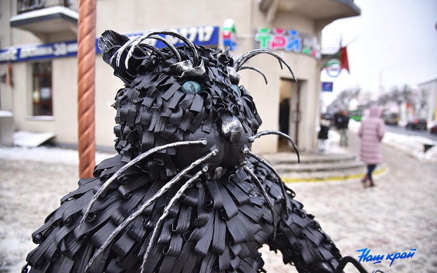 Эксклюзивный фонарь появился на бульваре Штоккерау в Барановичах