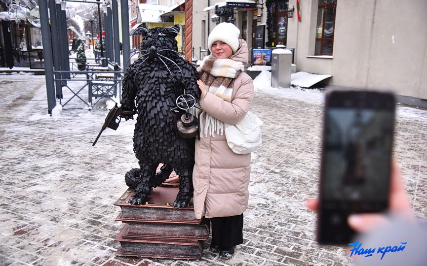 Эксклюзивный фонарь появился на бульваре Штоккерау в Барановичах