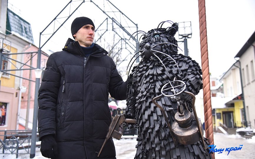 Эксклюзивный фонарь появился на бульваре Штоккерау в Барановичах