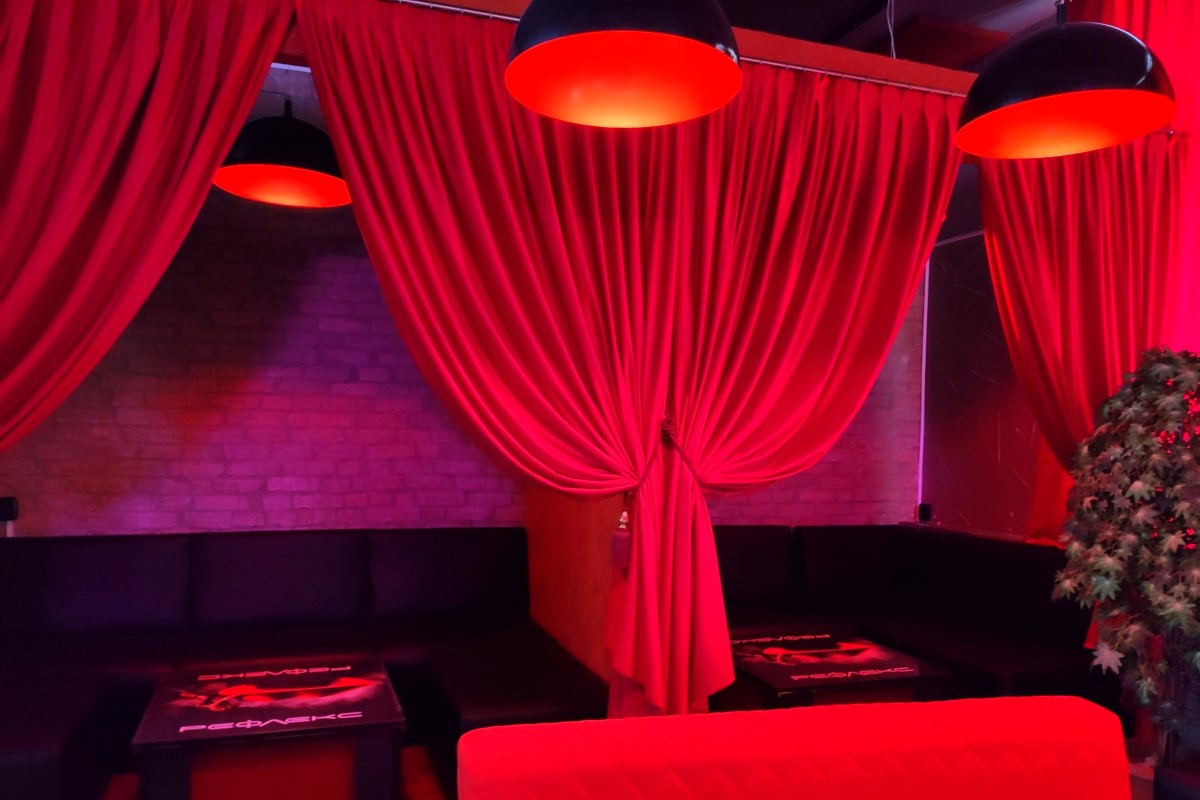 Не пропусти жаркую НОВОГОДНЮЮ вечеринку в ночном клубе «Reflex» в Бресте