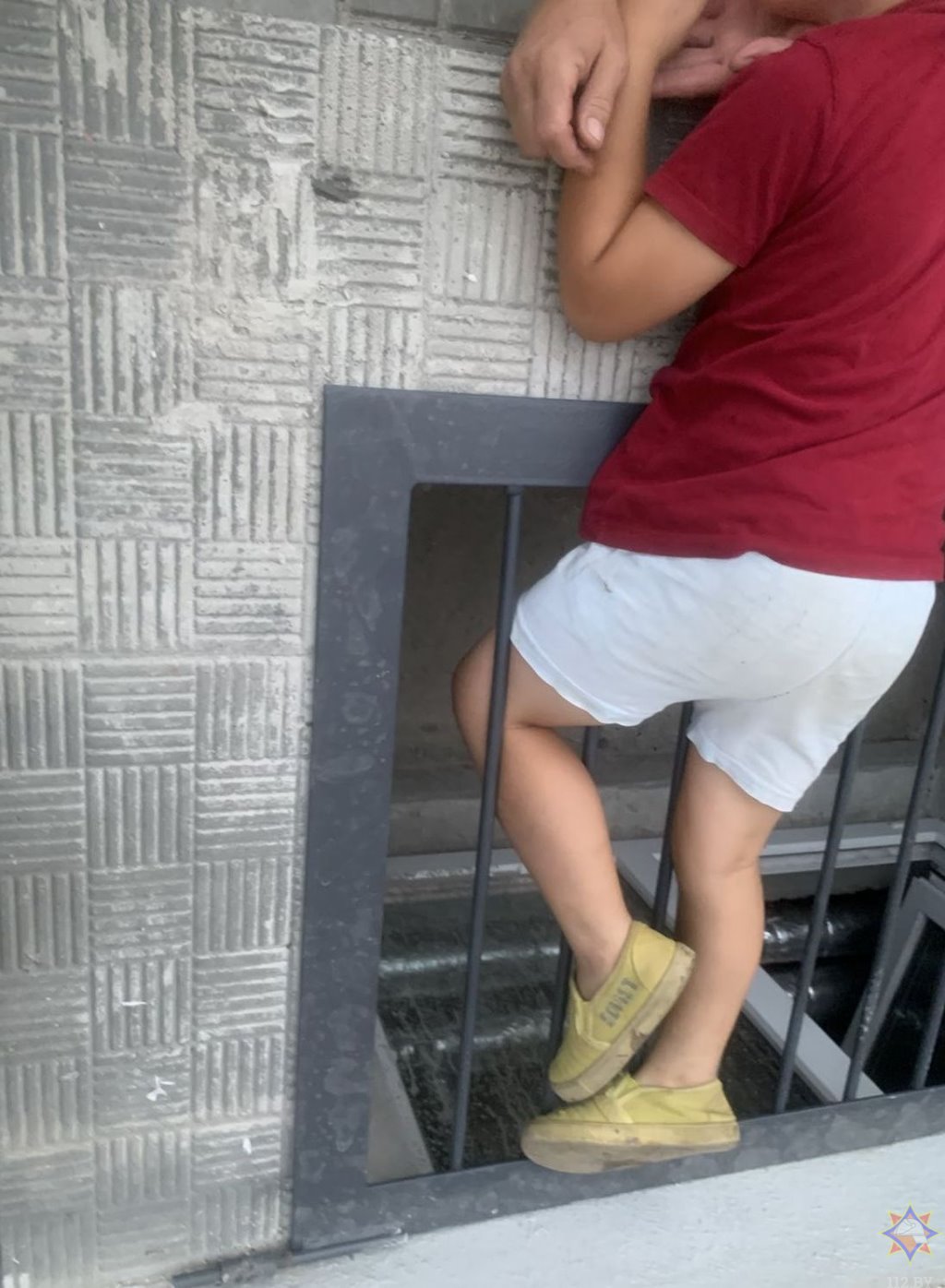 Спасатели оказали помощь пятилетнему ребенку. Смотрите, что с ним случилось