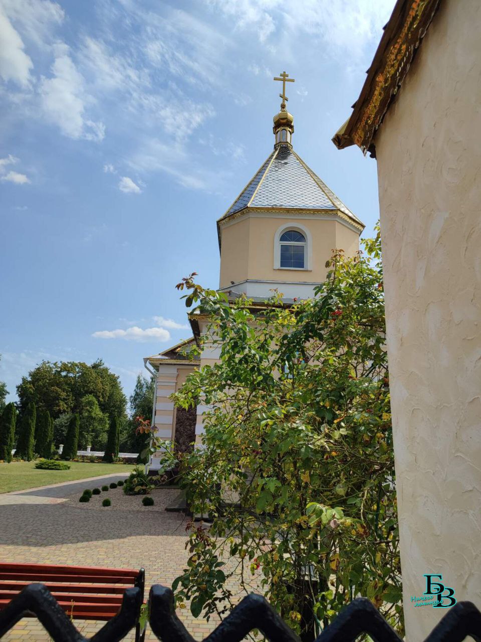 Сакральный памятник Прибужья – церковь Святого Архангела Михаила, расположенная в живописном агрогородке Остромечево