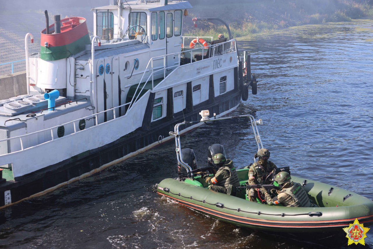 Спецподразделения стран ОДКБ отработали освобождение заложников на гидроузле Бреста