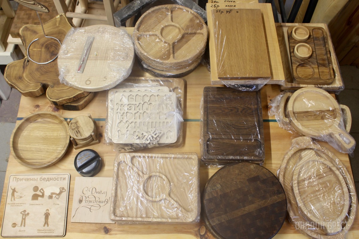 Купить мебельный щит из натурального дерева в Бресте, в магазине «Деревяшка». Сосна, ясень, дуб, береза, ольха