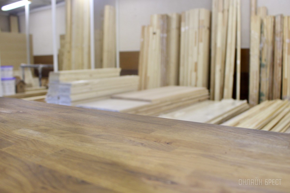 Купить мебельный щит из натурального дерева в Бресте, в магазине «Деревяшка». Сосна, ясень, дуб, береза, ольха