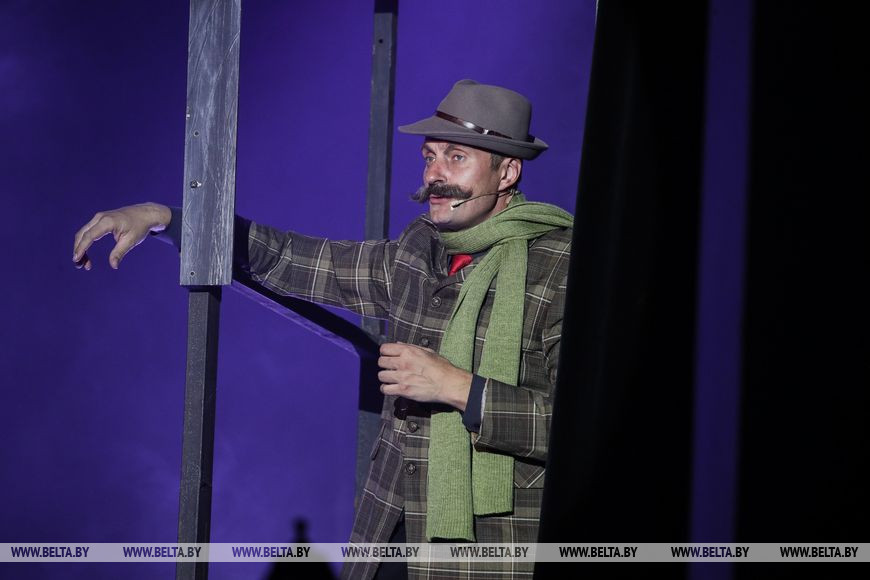 Рок-опера и огневое шоу: в Бресте открылся XXVII театральный фестиваль «Белая вежа»