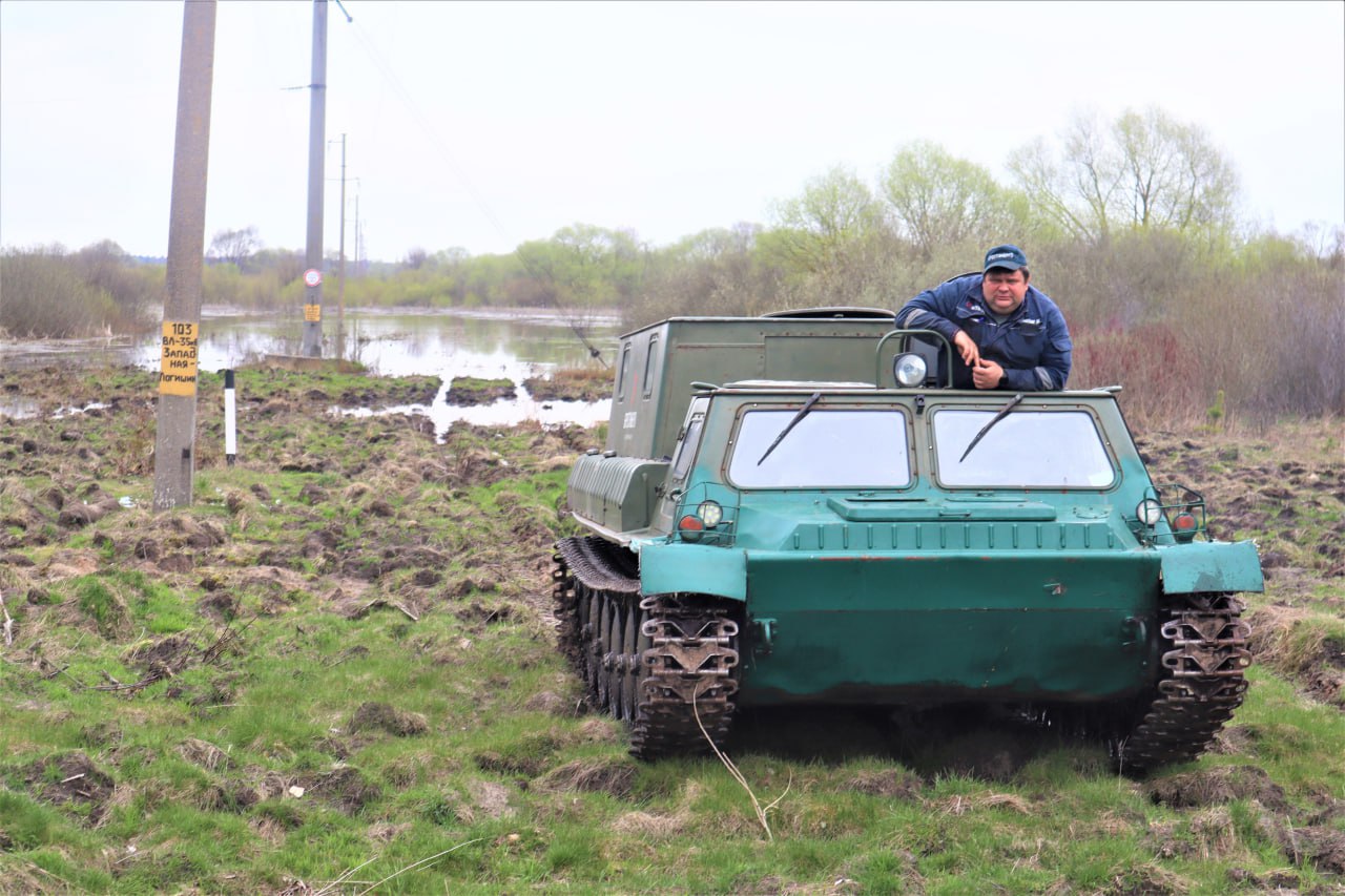 Смотрите, какой мощный вездеход используют в Пинских электросетях