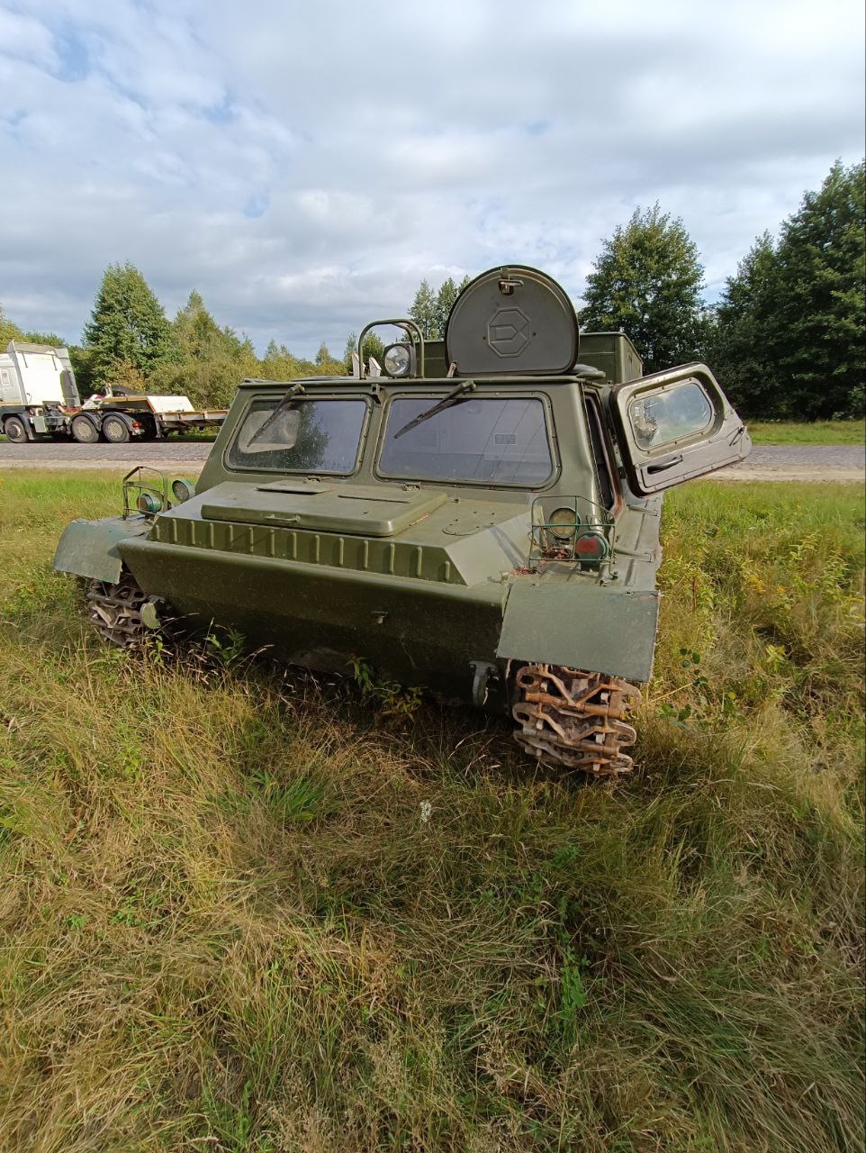 Смотрите, какой мощный вездеход используют в Пинских электросетях