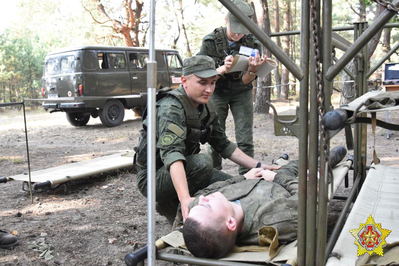 На полигоне «Брестский» прошло занятие с личным составом медицинской роты 38-й одшбр