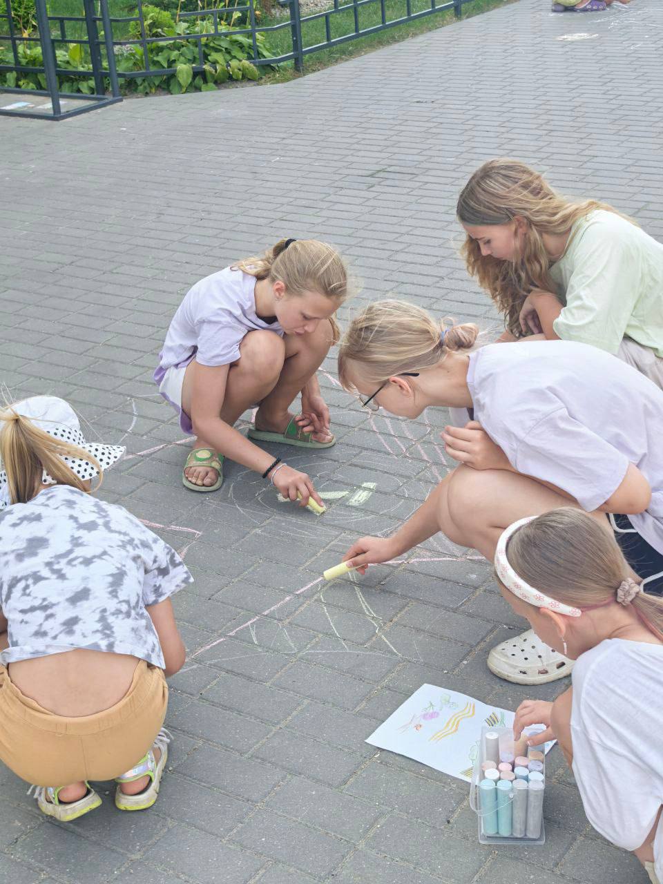 От рисунков до бокса: в Бресте прошёл «Праздник нашего двора»