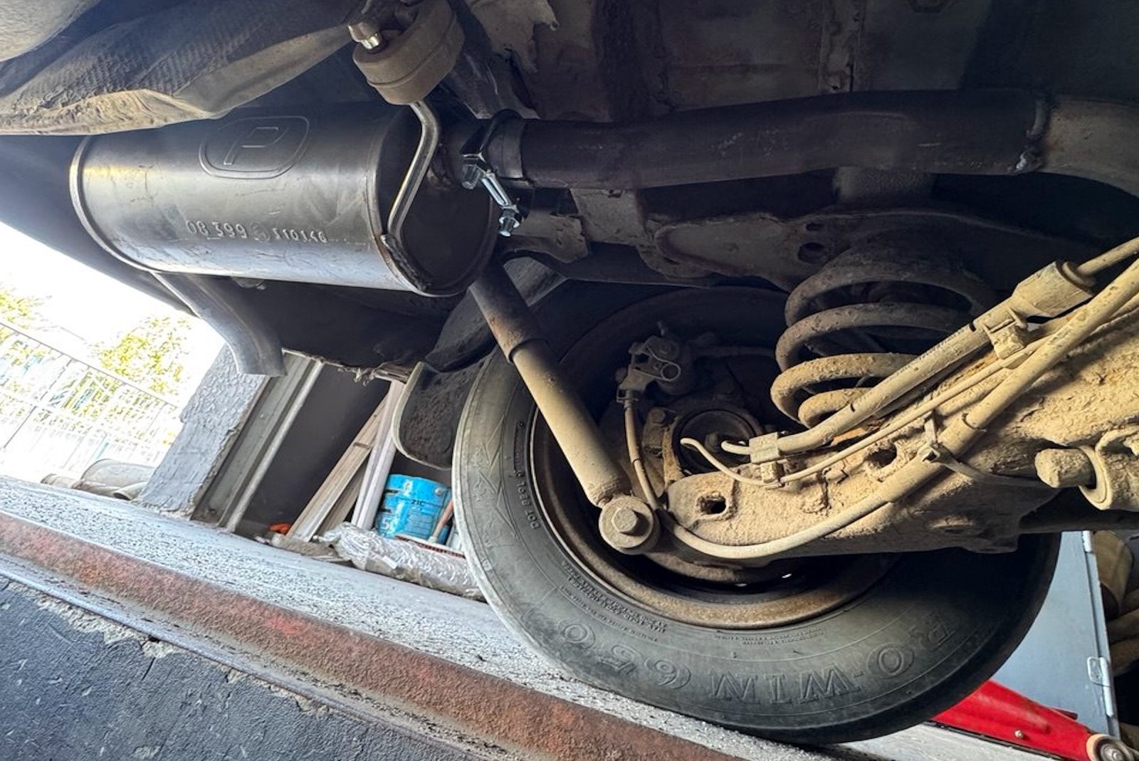 Без света и глушителя? Риск на дороге! Профессиональный ремонт в «АВ Сервис» Брест