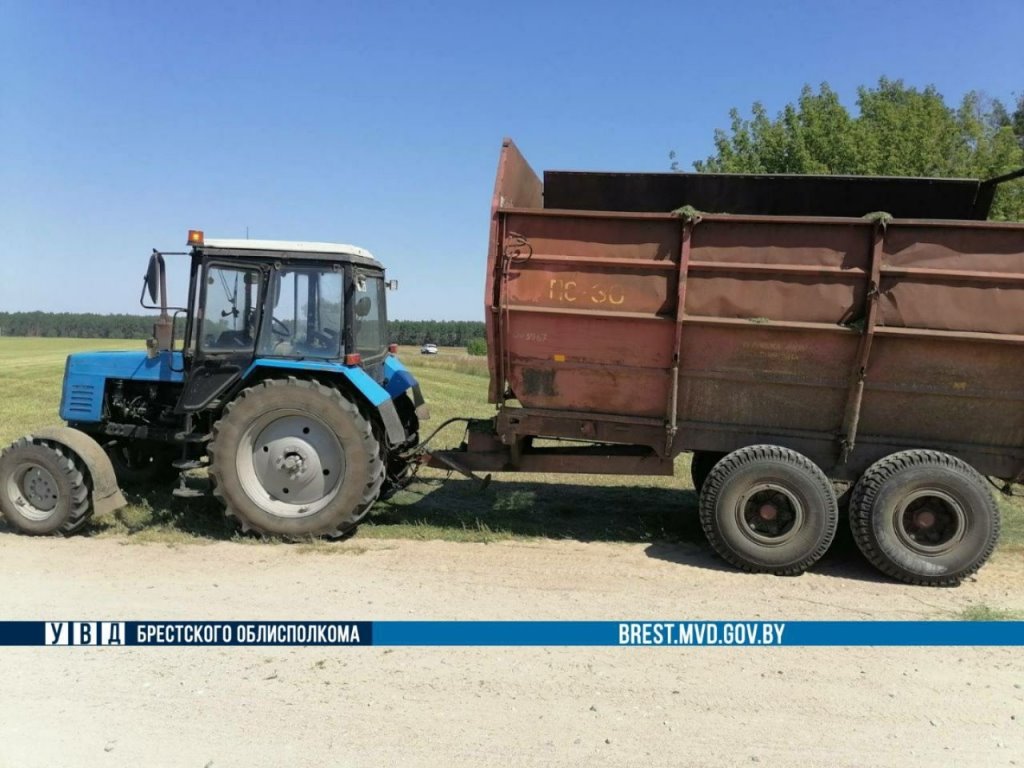 Манёвр трактора привёл к ДТП под Брестом