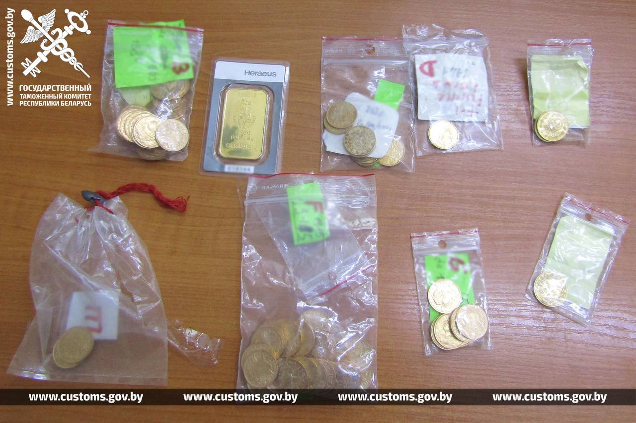 19 тысяч штрафа за золото: женщина пыталась ввезти в Беларусь почти 600 граммов золота