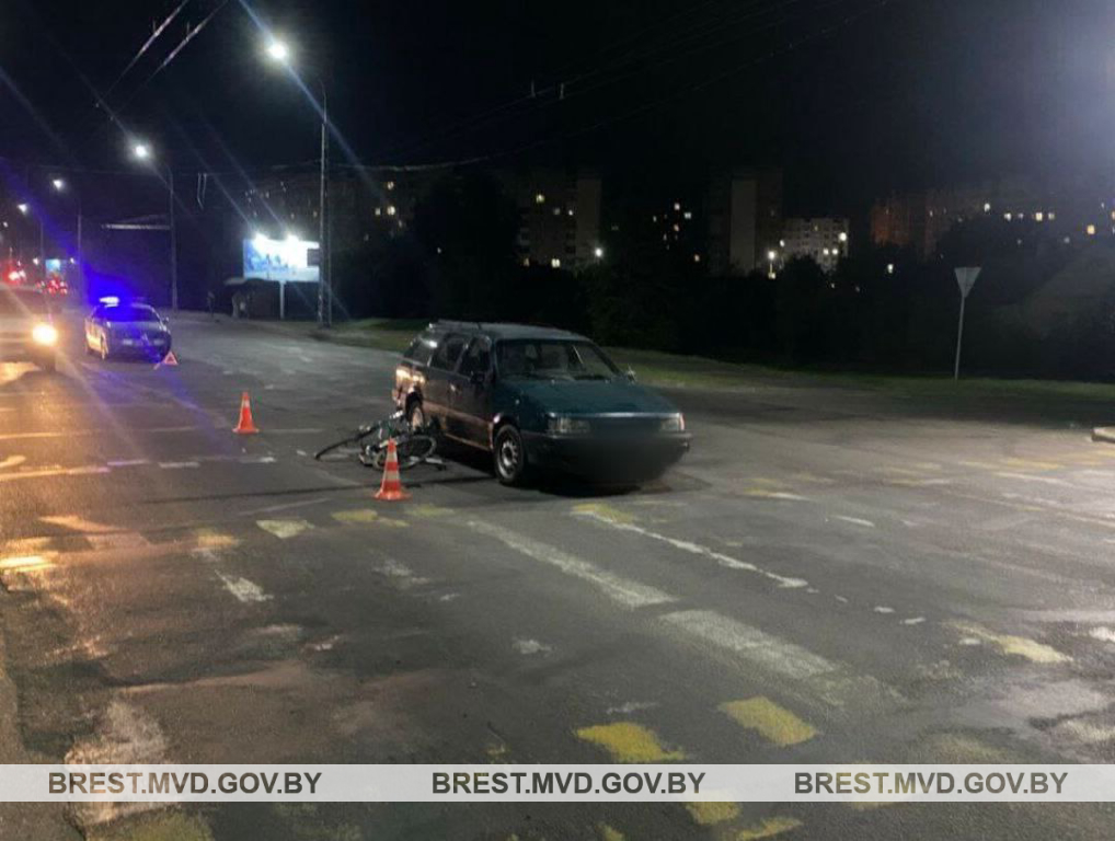 В Бресте велосипедист столкнулся с Volkswagen