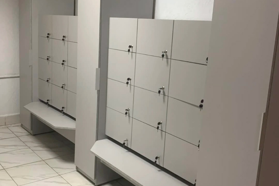 Посмотрели, как будут хранить телефоны школьников в Беларуси