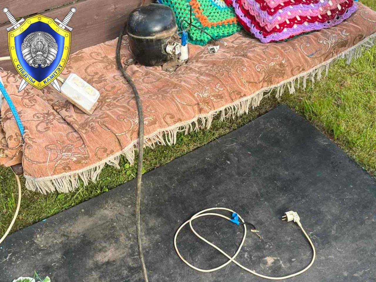 В Беларуси женщина погибла от удара током, надувая бассейн