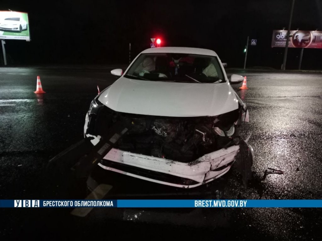 Кто виноват в ночном ДТП на Варшавском шоссе в Бресте? Подробности