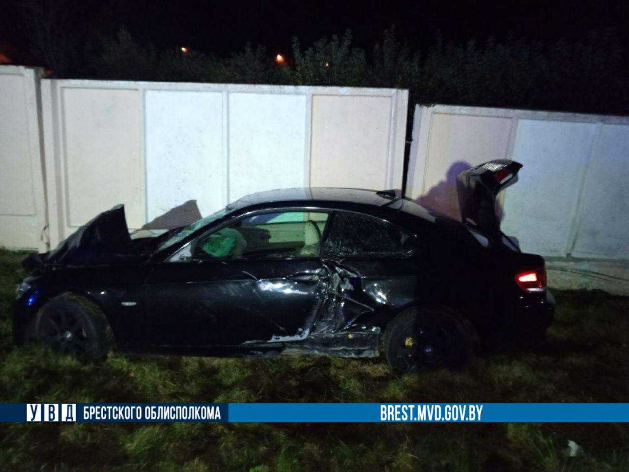 В Пинском районе в аварии погиб пассажир BMW — пьяный водитель не пострадал