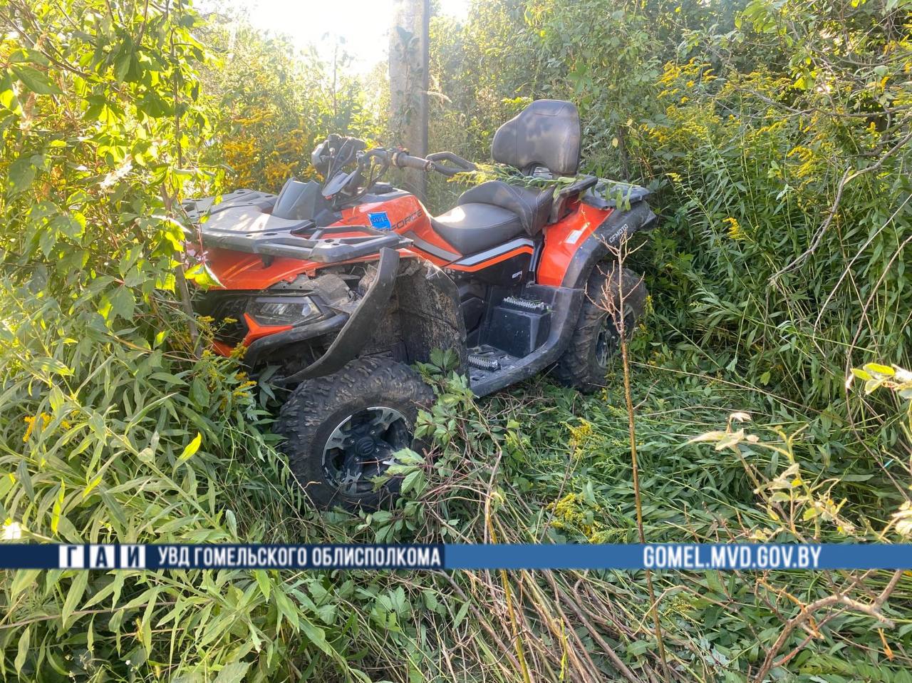 Водитель квадроцикла погиб, врезавшись в дом