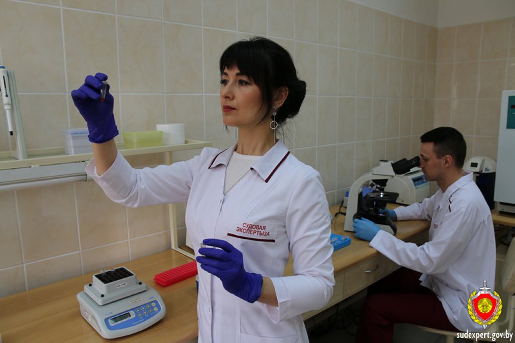 Отец из Барановичей доказал родство через ДНК, чтобы вернуть дочь из детдома