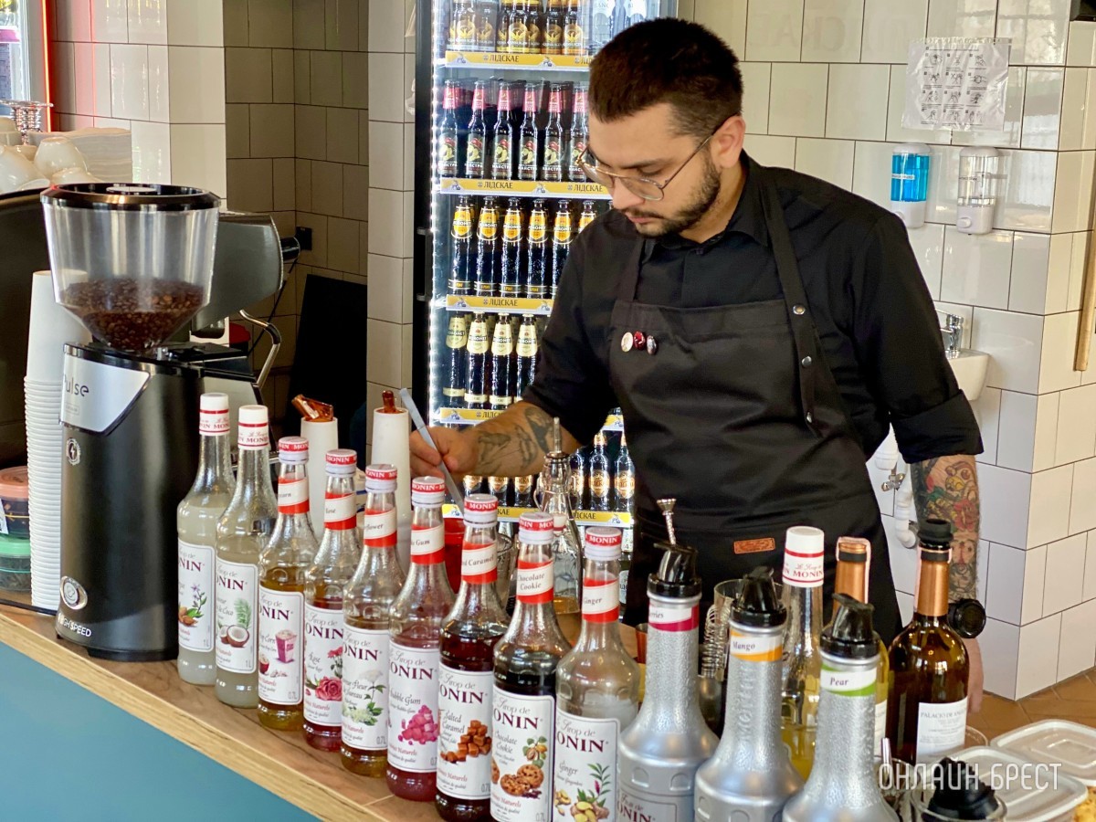 Такую пиццу вы еще не пробовали! В Бресте открылась новая пиццерия «Mozzarella» с 35 видами пицц