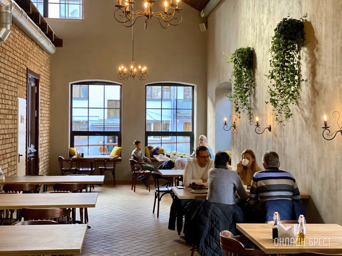 Такую пиццу вы еще не пробовали! В Бресте открылась новая пиццерия «Mozzarella» с 35 видами пицц