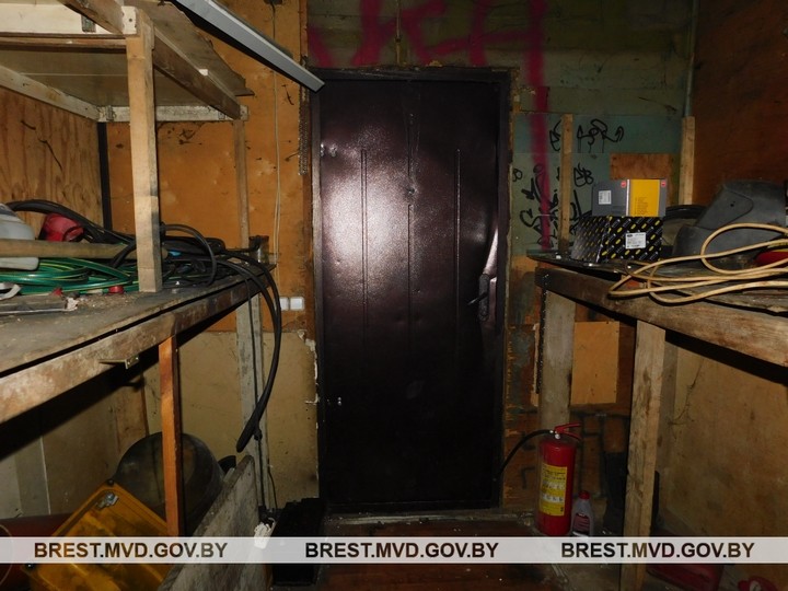 Ущерб на сумму 1200 рублей. Жители Пружанского района совершили кражу