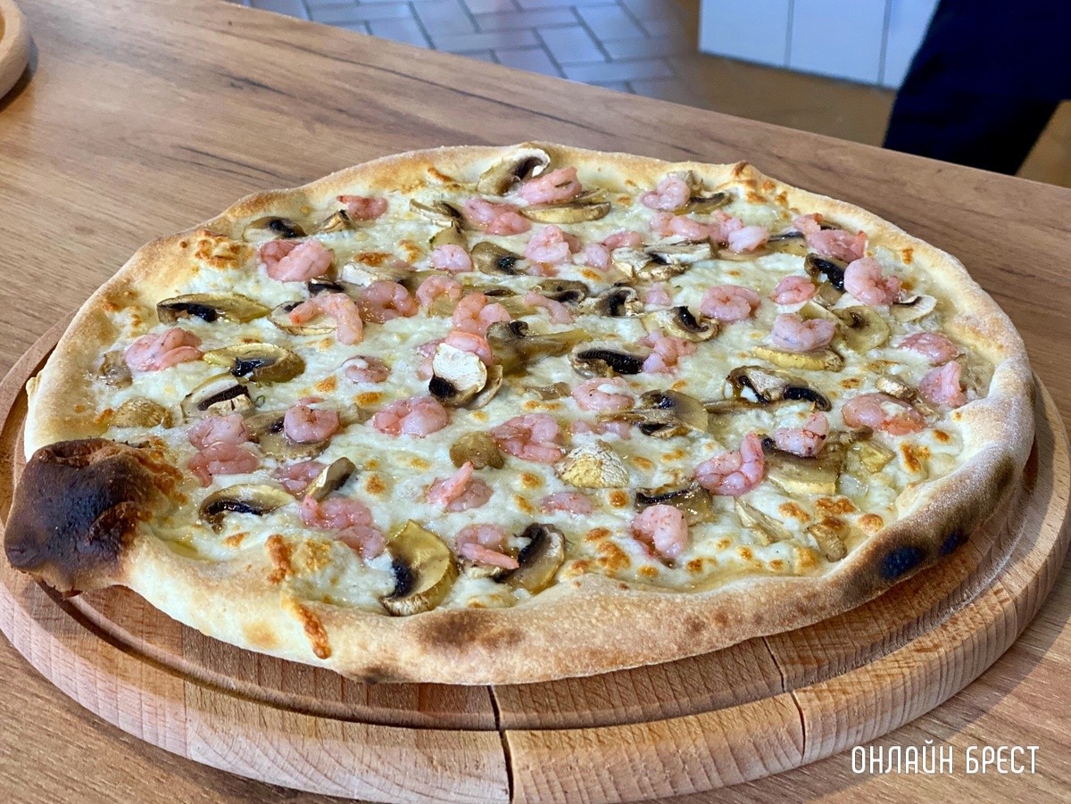 День всех влюбленных в «Mozzarella»: вкуснейшая пицца, романтическая атмосфера, подарки гостям