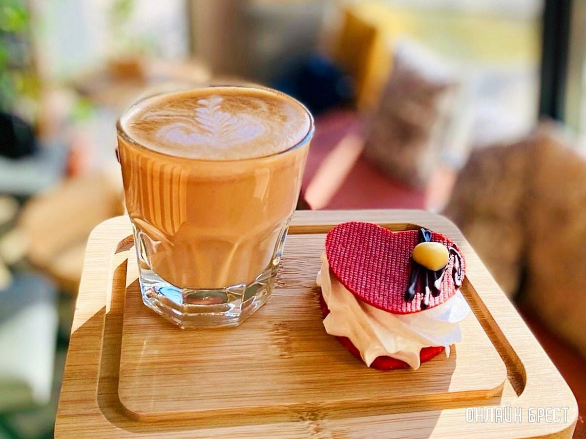 День всех влюбленных в душевном месте. Сеть кофеен «Корица» приглашает отпраздновать вместе!