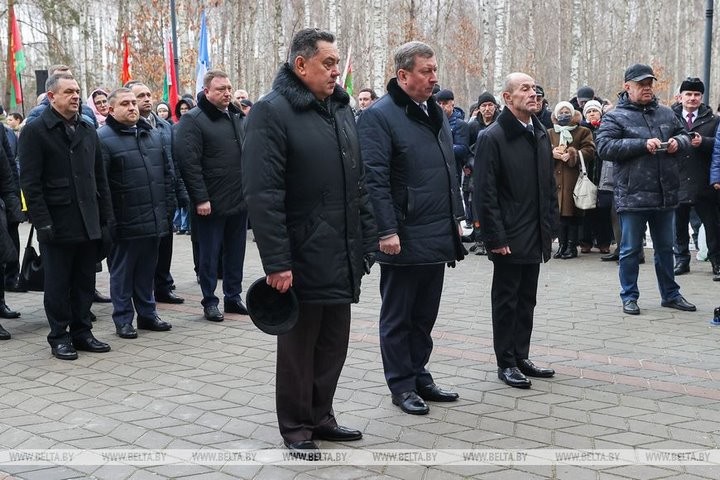 Мемориальную доску с именами погибших воинов-интернационалистов открыли в Бресте