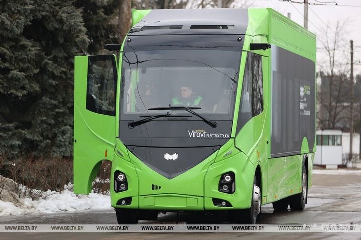 «БКМ Холдинг» презентовал электрогрузовик