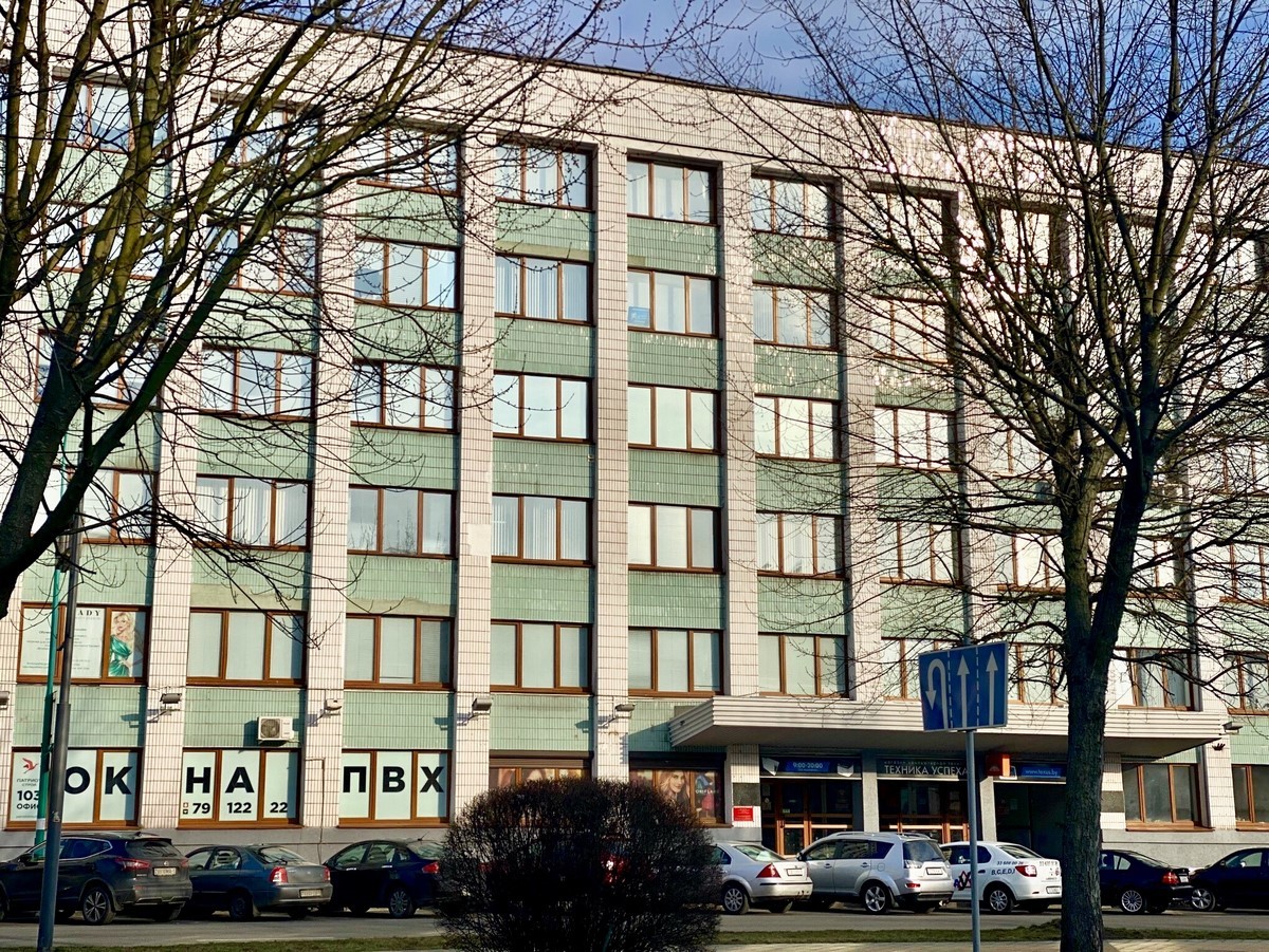 Хотите, чтобы окна служили долго и надежно? Выбирайте компанию «Патриот Строй» в центре Бреста!