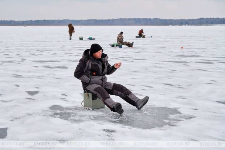 В Березовском районе прошел рейд по местам зимней рыбалки
