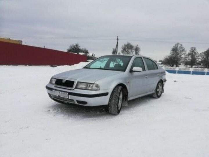 Только деньги на суд зря потратил! Белорус продал Skoda Octavia в рассрочку и остался без средств и машины