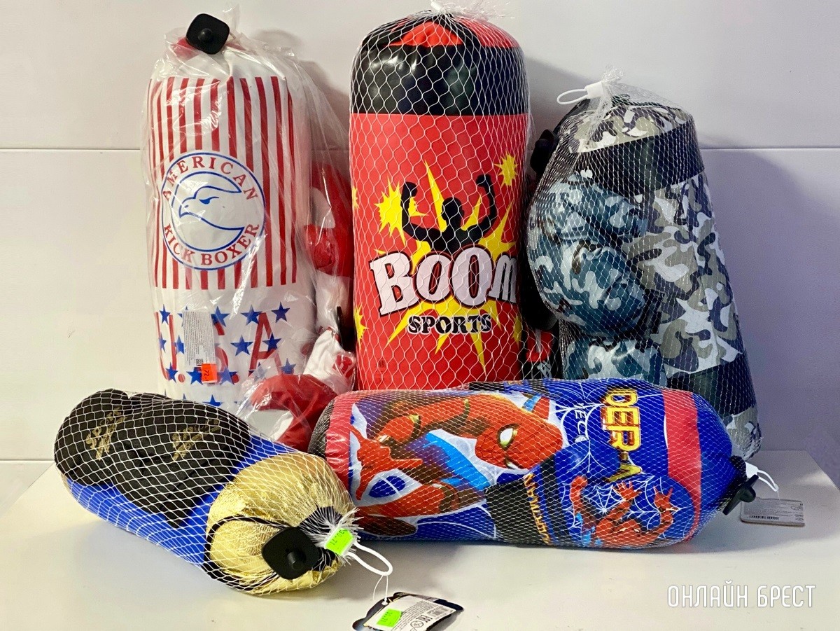 Крутые, забавные подарки для мальчиков к 23 февраля в «Детском мире» на Советской в Бресте