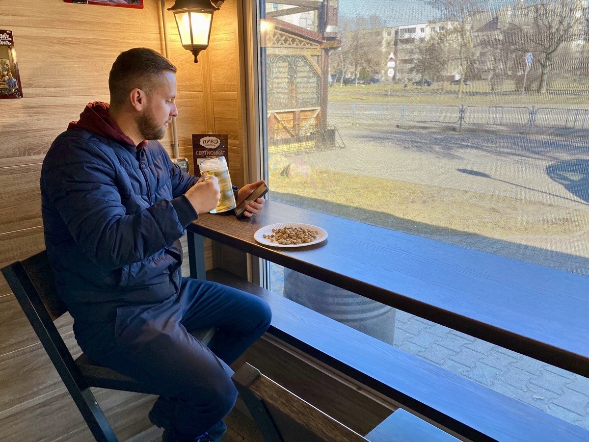 Сеть магазинов и спорт-баров «Пиво Мастер» дарит мужчинам скидку 23% на рыбку до конца месяца