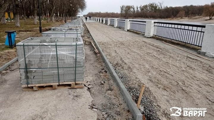 В Пинске реконструируют набережную