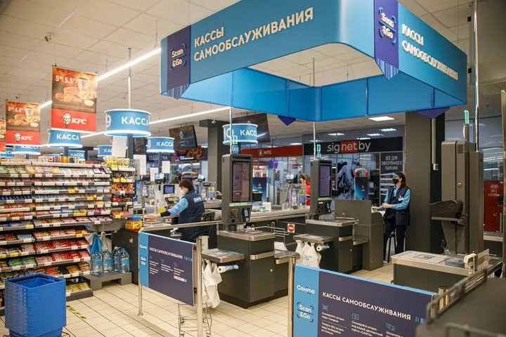 В брестских магазинах «Санта» появились кассы самообслуживания