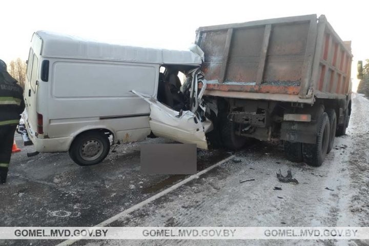 Страшная авария в Гомельской области. Водитель совершил аварию из-за ослепления – погиб его пассажир