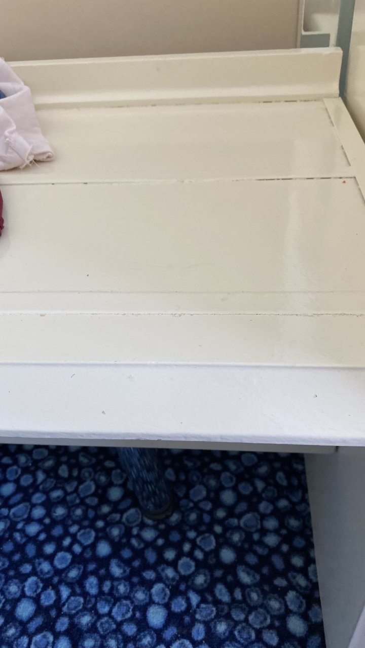 «Заселили в номер 5-звездочного отеля — мы были в тихом ужасе». История отпуска со «все включено» в Турции