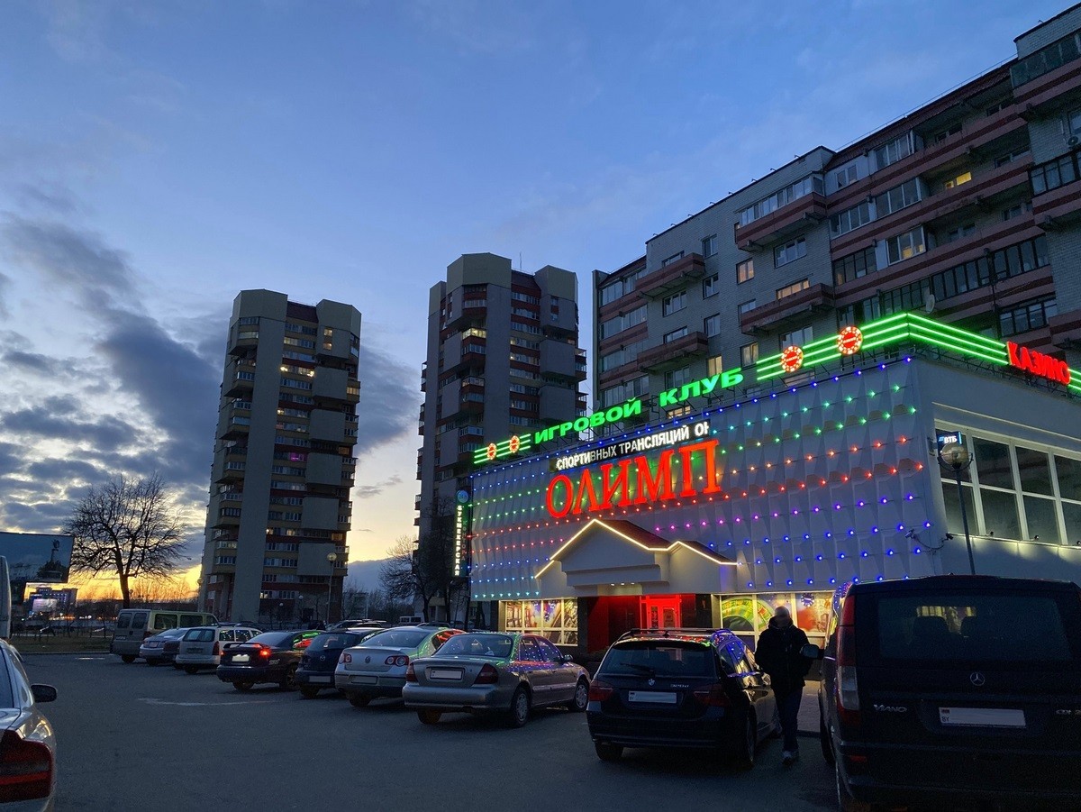 Что скрывают стены брестского «ОЛИМПА» на Московской? Рассказываем, где можно здорово отдохнуть с компанией