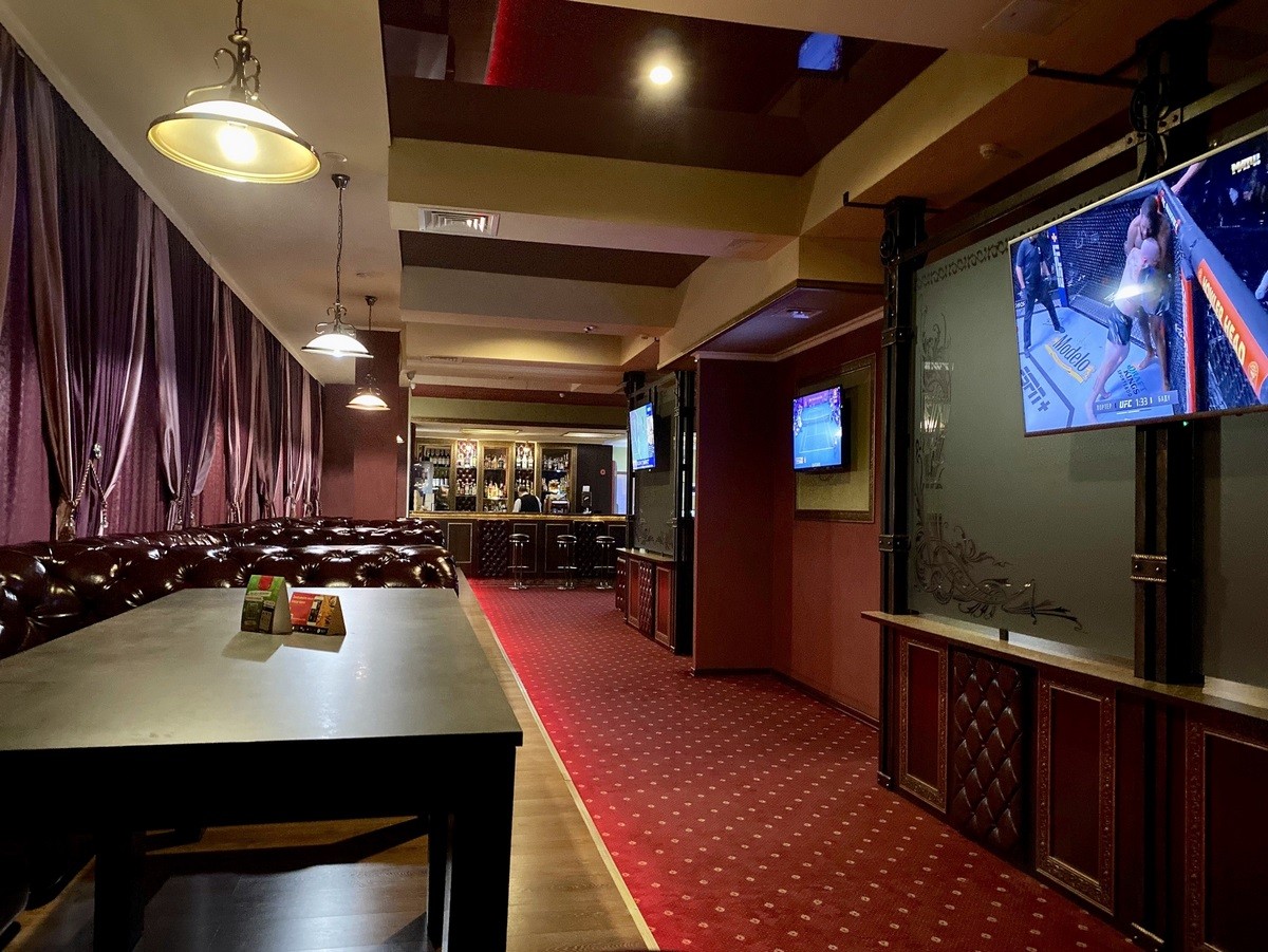 Что скрывают стены брестского «ОЛИМПА» на Московской? Рассказываем, где можно здорово отдохнуть с компанией