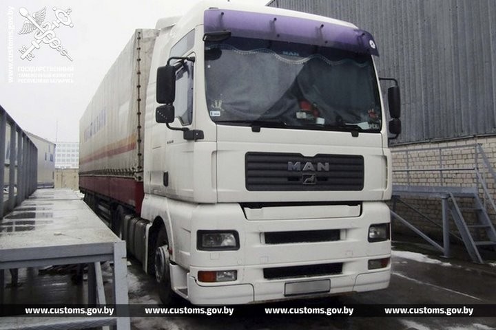 Незаконный вывоз из Беларуси 20 тонн сахара и 20 тонн капусты пресекли таможенники