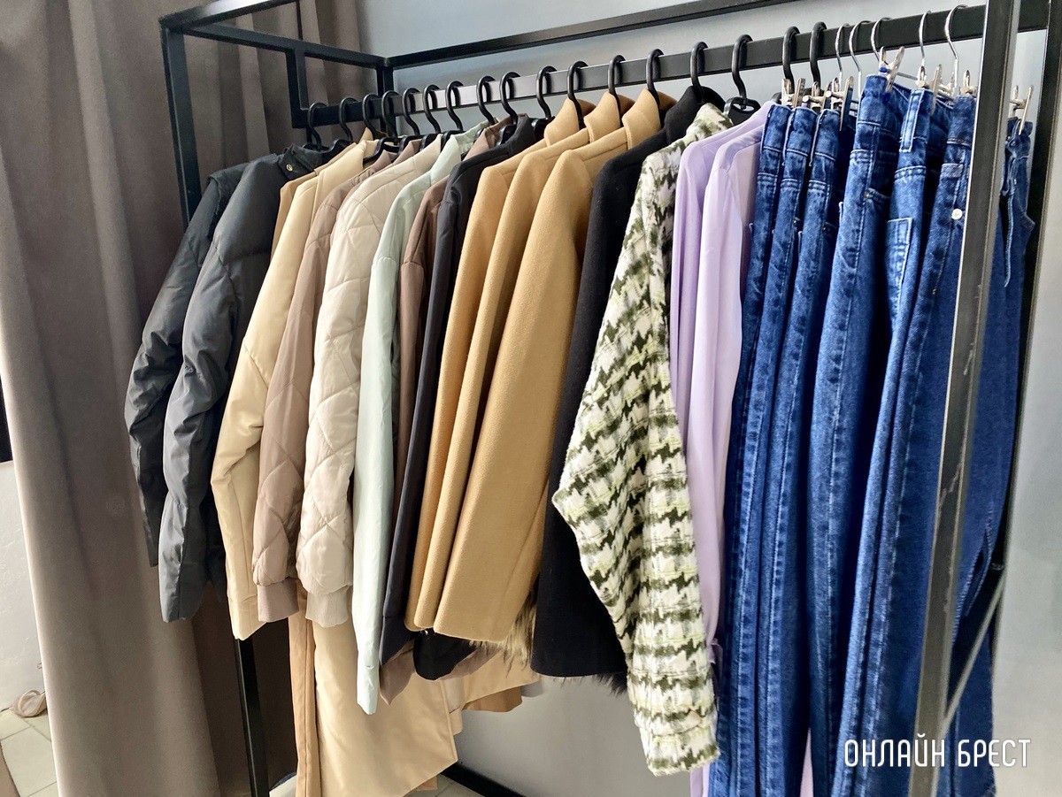 Полная ликвидация женской одежды в магазине «Easy Shop» в Бресте (ТЦ «Клондайк»). Большие скидки на весь ассортимент